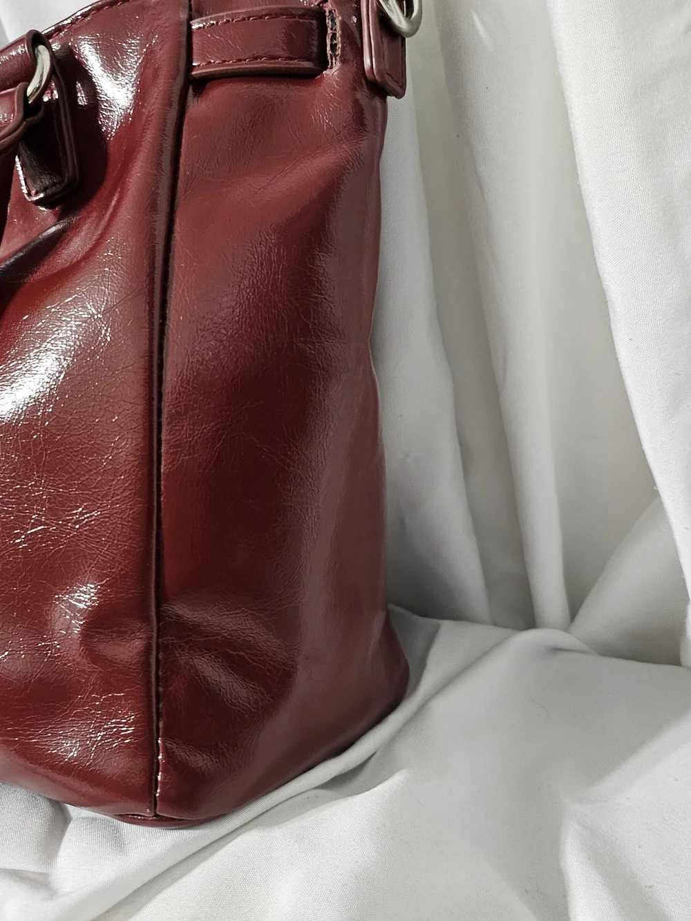 Madden NYC Women's Red/burgandy Satchel with Top Handles